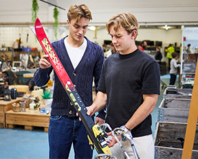 Billede af handlende i PlusButikken