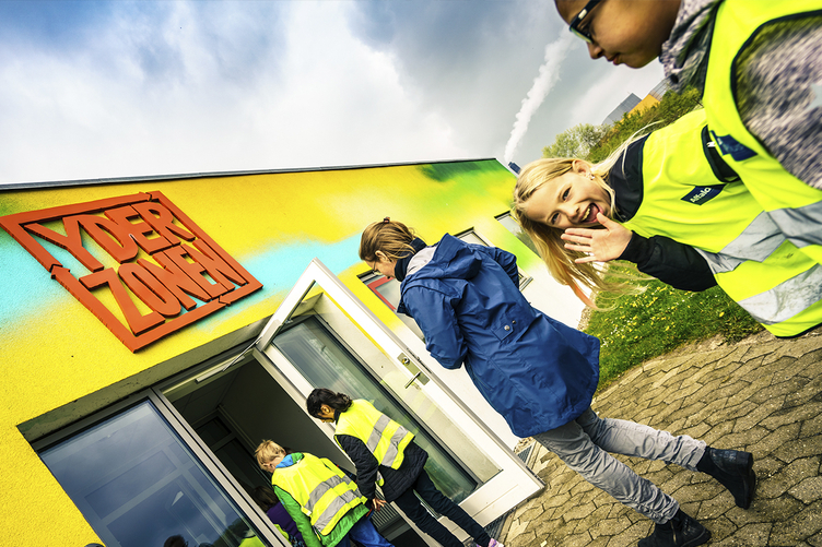 Billede af børn på besøg i YderZonen