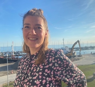 Janni på havnen i Karrebæksminde