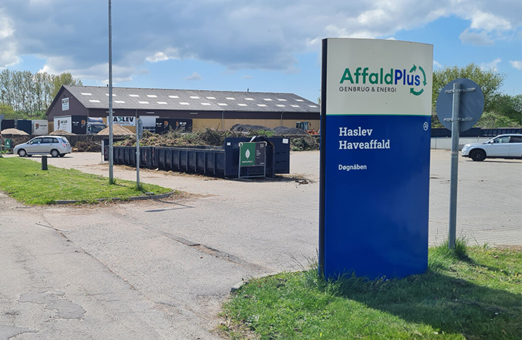 Billede af pylonen ved Haslev Haveaffald